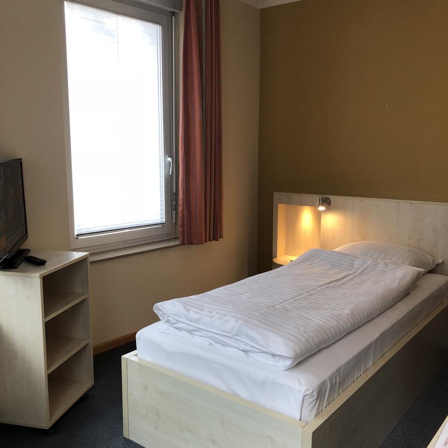 Hotel Select Monchengladbach Ngoại thất bức ảnh